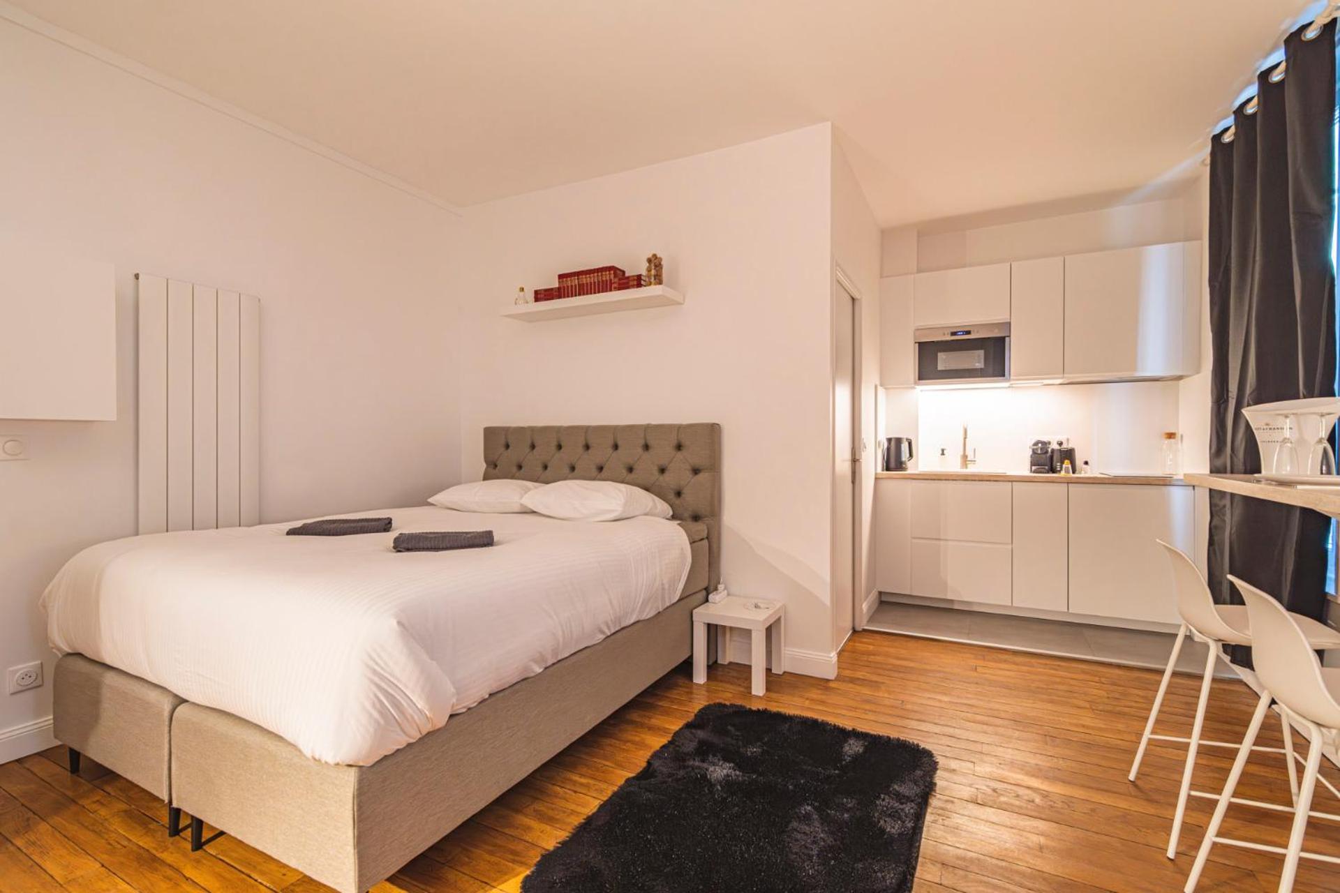 Aux Clefs Des Sacres - Aristide Briand Apartment