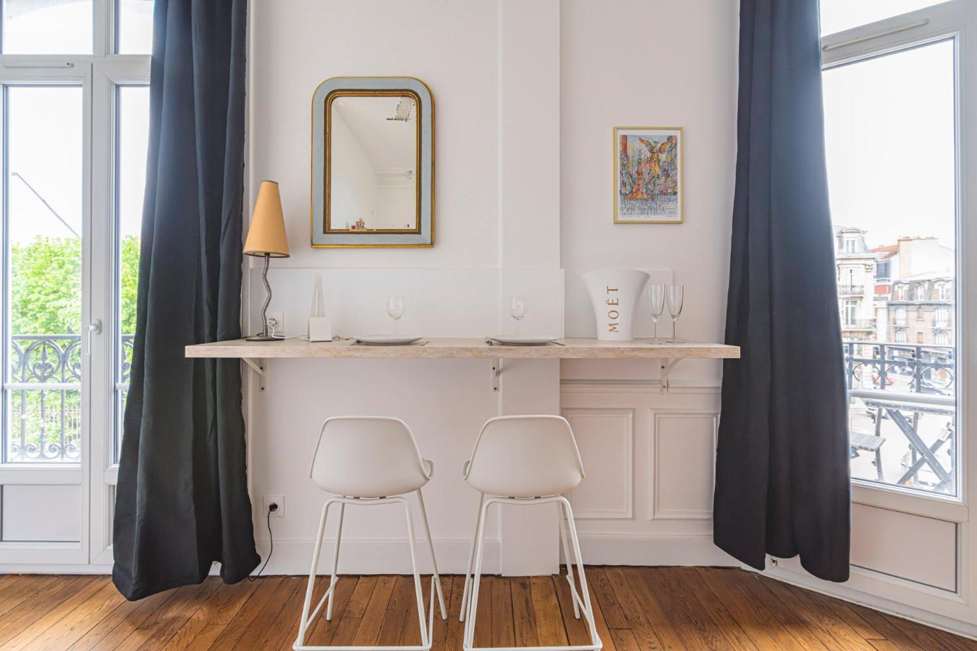 Aux Clefs Des Sacres - Aristide Briand Apartment