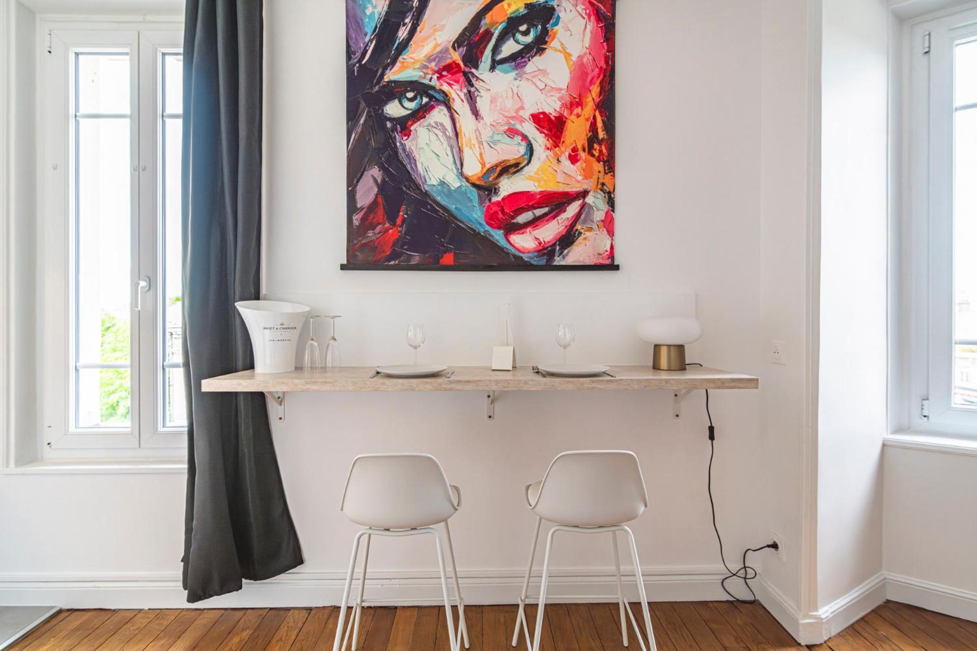 Apartment Aux Clefs Des Sacres - Aristide Briand