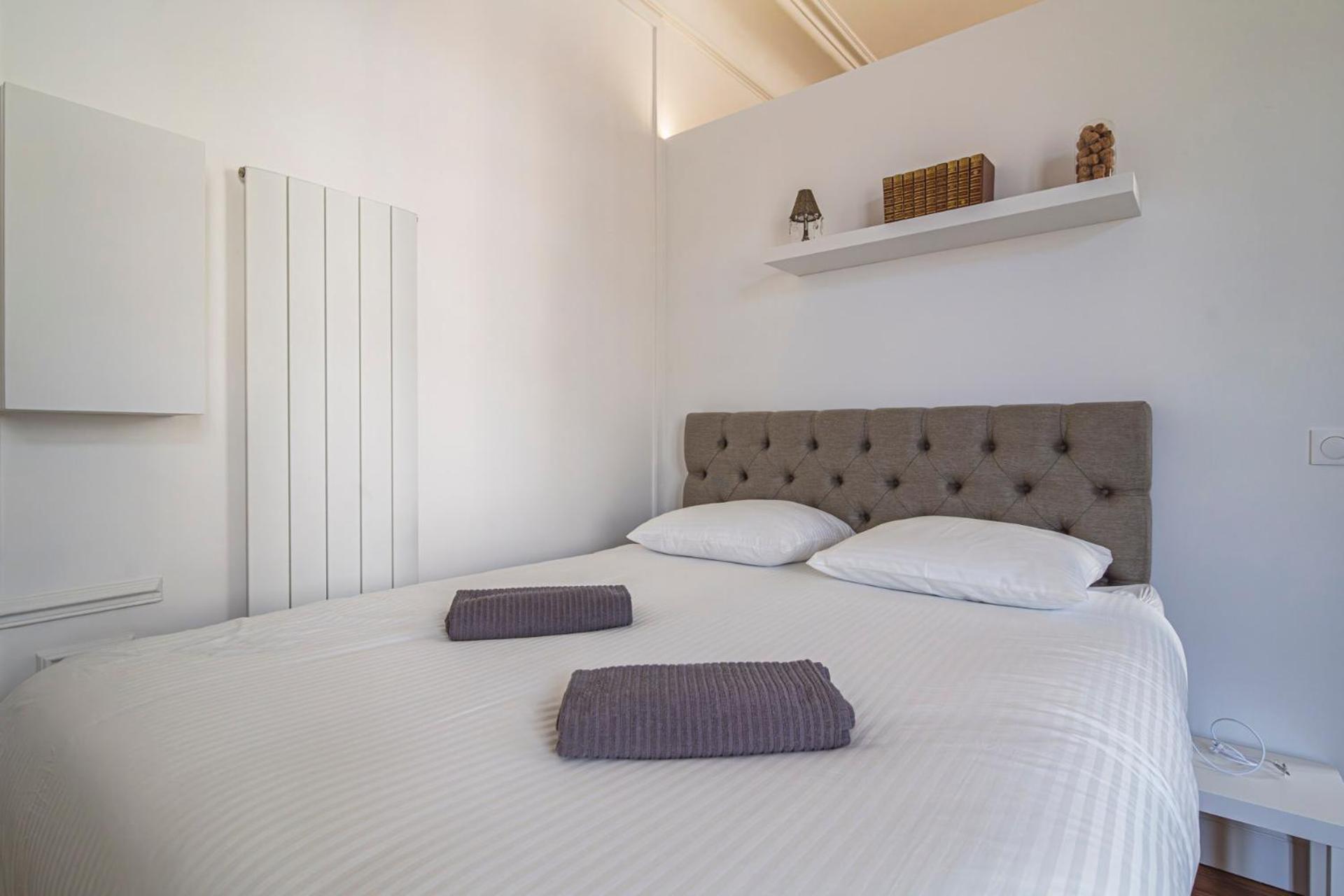 Apartment Aux Clefs Des Sacres - Aristide Briand *
